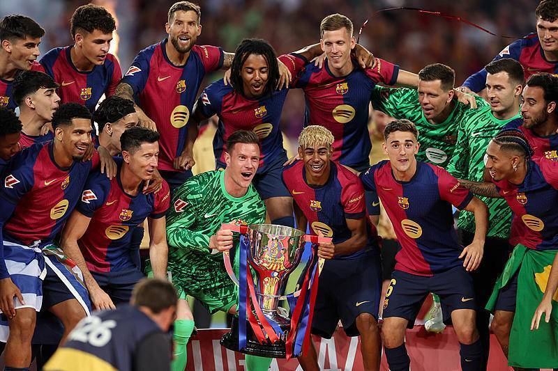 下次见面叫您教练先生？伊涅斯塔：希望如此，听起来让人兴奋（伊涅斯塔：期待下次被叫“教练”，想想就让人兴奋）