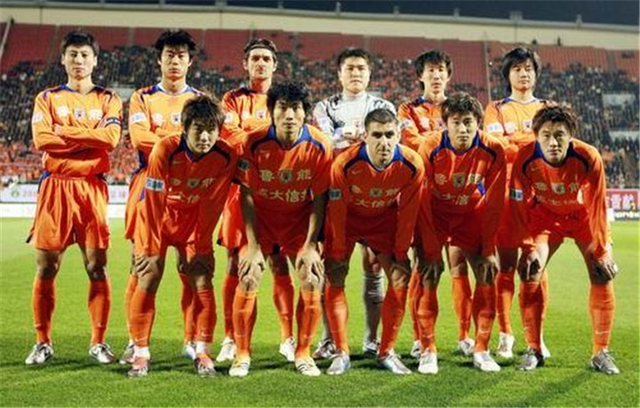 巴特勒复出19+8+6+2，波斯特打爆武切维奇，勇士送公牛七连败（巴特勒复出交19+8+6+2，波斯特完爆武切维奇，勇士送公牛吞七连败）