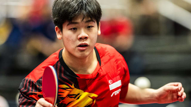 皇马四名首发后卫无人踢完全场，两人染红一人伤退一人被换下（皇马首发后卫无一踢满：两人被罚下、一人伤退、一人被换）