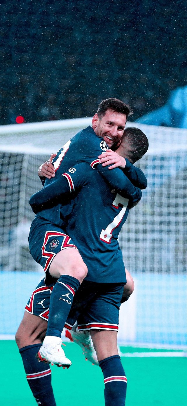 半场战报：亚特兰大1-0佛罗伦萨，德凯特拉雷助攻奥迪隆破僵（半场：亚特兰大暂1-0佛罗伦萨，德凯特拉雷助攻奥迪隆先拔头筹）