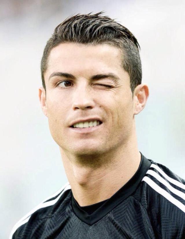 贝拉尔迪：我受伤前曾和球衣是间条衫的一家意甲豪门达成协议（贝拉尔迪：受伤前我已与一支穿条纹球衣的意甲豪门达成一致）