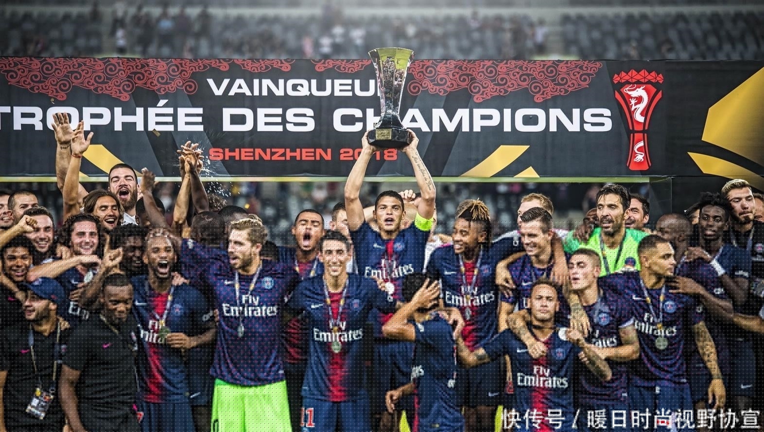 2-0！上海申花爆发，决战日本豪门，取胜=出线，6外援驰援，替海港复仇（申花2-0展现火力，决战日本豪强，赢球即晋级，6外援压阵，替海港雪耻）