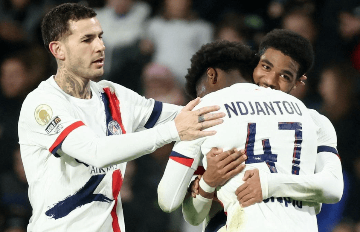 足球是空间博弈（足球：一场空间之战）